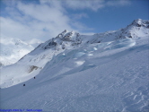 Steile Gletscherabfahrt